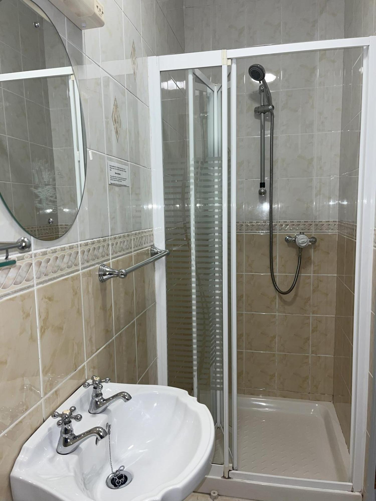 Pk Lodge Bed And Breakfast Скибберин Экстерьер фото